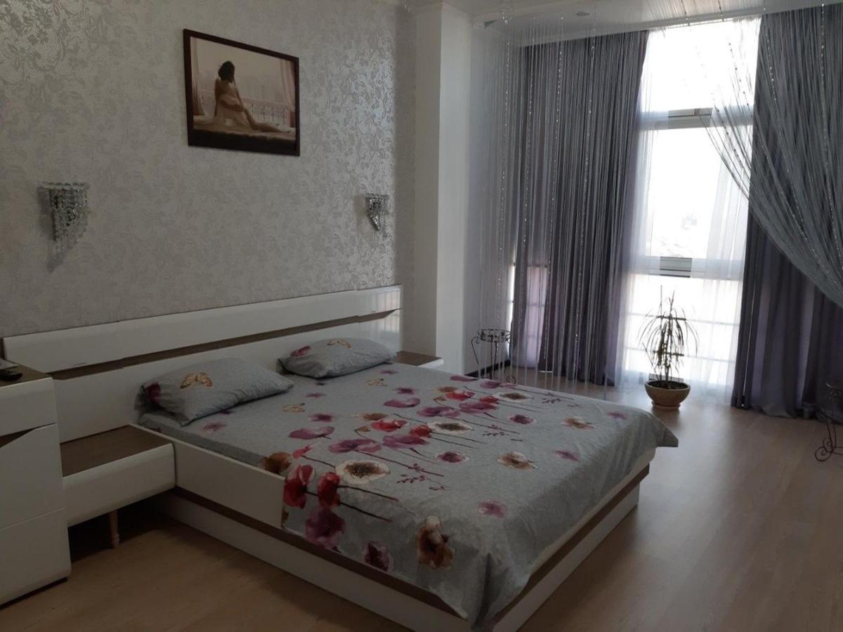 Маршала Малиновського 18 Б 12 Жемчужина Квартира Oldenburg Bagian luar foto