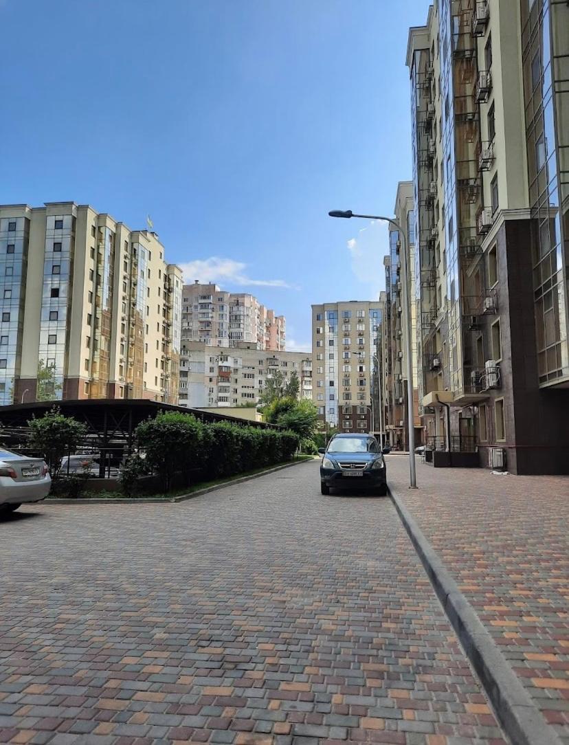 Маршала Малиновського 18 Б 12 Жемчужина Квартира Oldenburg Bagian luar foto